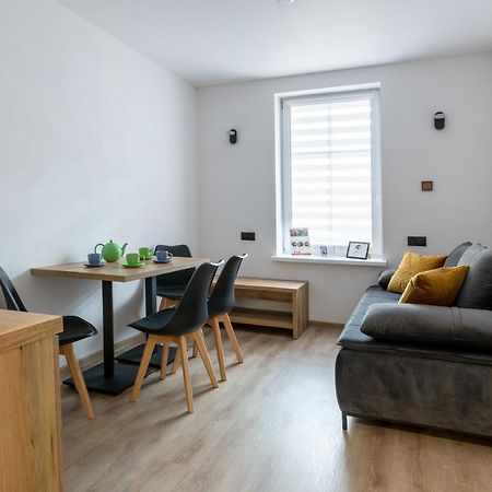 Apartament Centrum A クドヴァ・ズドゥルイ エクステリア 写真